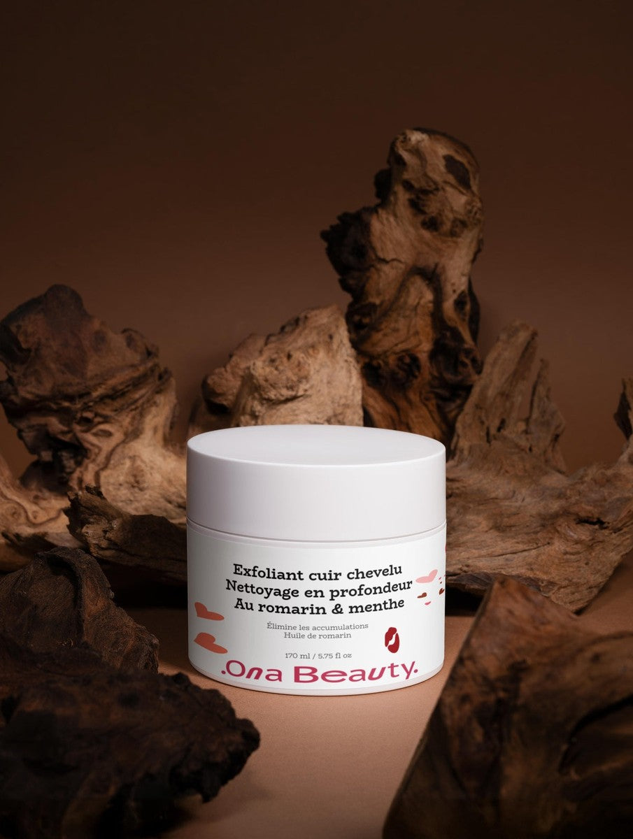 Gommage botanique du cuir chevelu - OnaBeauty